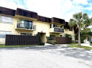 13710 SW 90th Ave APT C, Miami, FL 33176