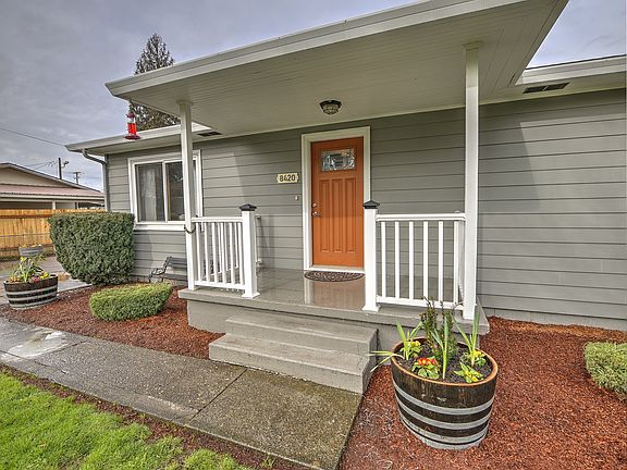 2nd image of 8420 Lieser Ct