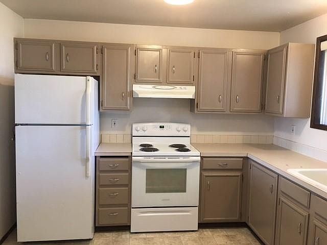 1st image of 2411 Lincoln St