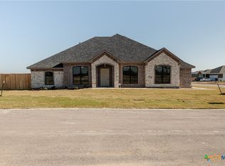 1418 Four Sixes Ranch Rd, Salado, TX 76571