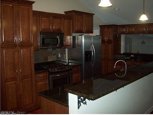 2nd image of 15 Elm Ave