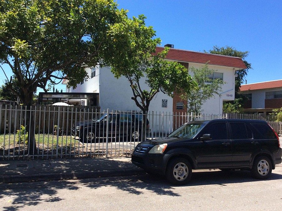 1st image of 1540 NE 151st St #103