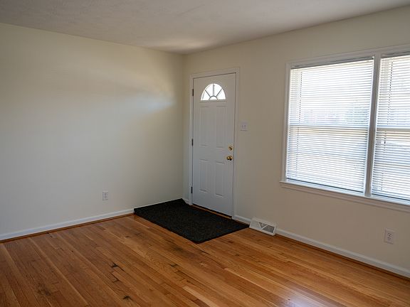 2nd image of 3544 Galahad Dr