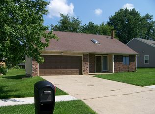 9003 Raintree Dr, Louisville, KY 40220