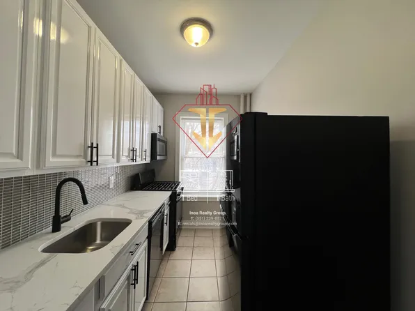 67 Stuyvesant Avenue image 1 of 7