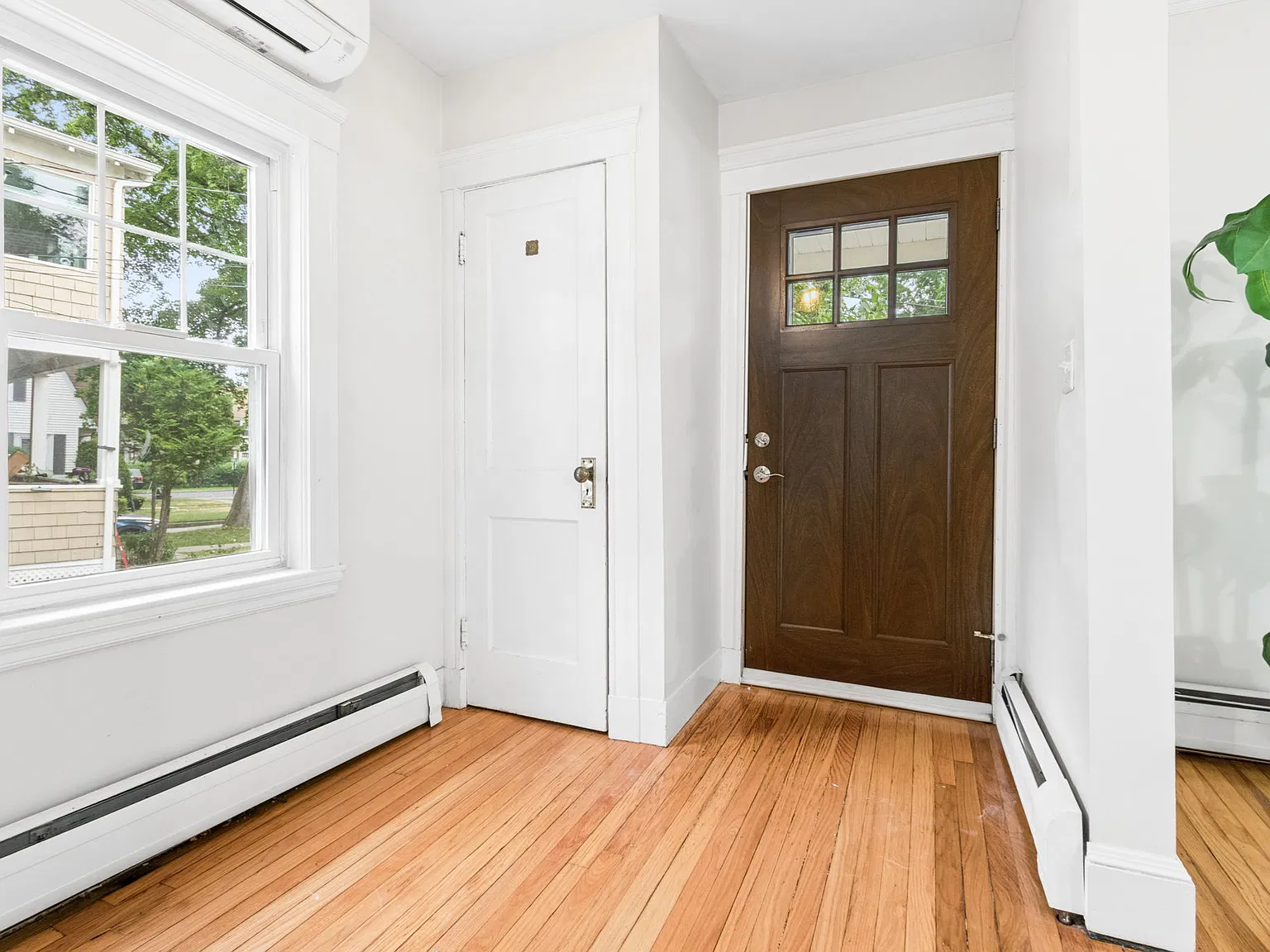 3 bed, 1524 sqft, $4,500 — Photo 2
