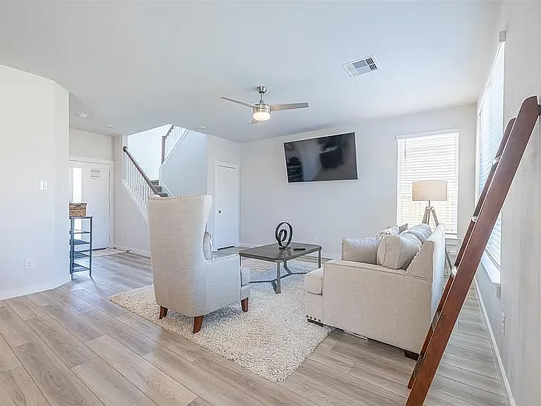 1125 Amistad Loop — Photo 15