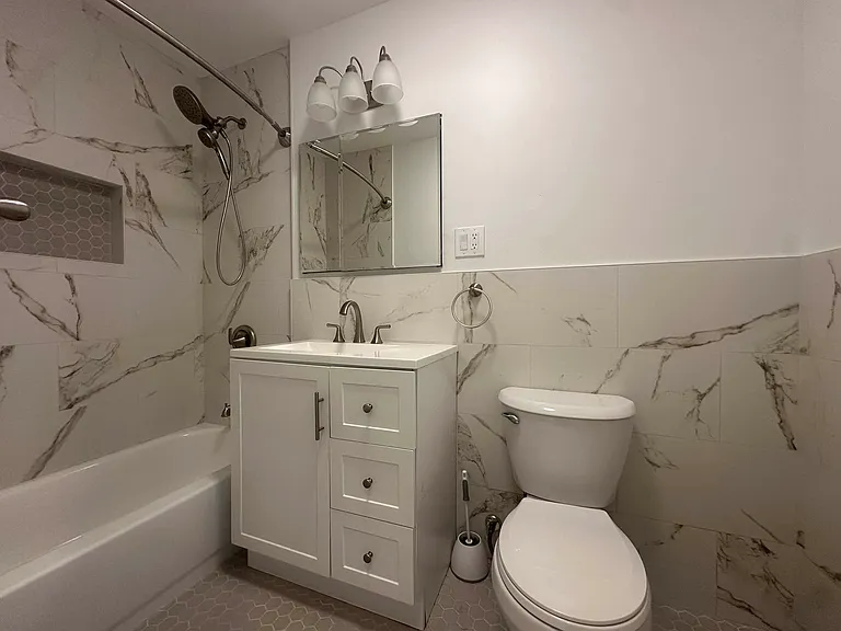 1281 Prospect Ave #2 — Photo 11