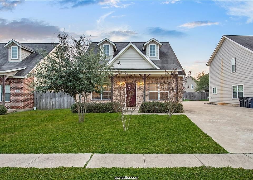 1st image of 2488 Horse Shoe Dr