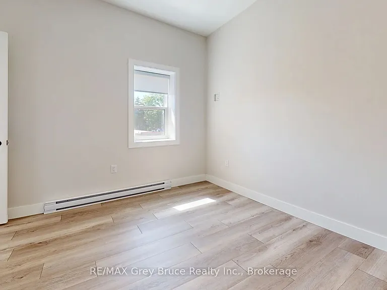 39 1st Ave S #11 — Photo 5