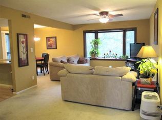 6606 N Allen Rd UNIT 96, Peoria, IL 61614