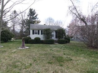 89 Watson Ave, Jamestown, RI 02835