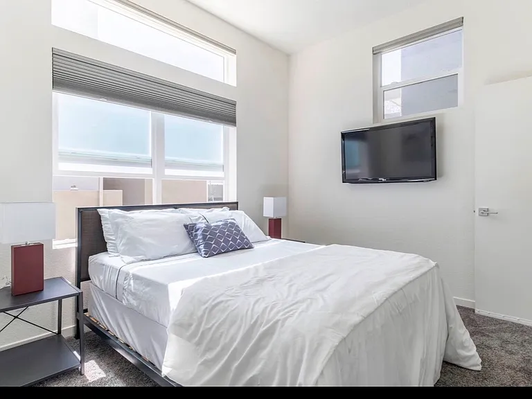 Outrigger Ln — Photo 6