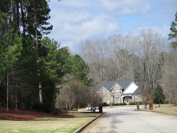 5th image of 533 Guinevere Ct