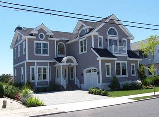 314 42nd St, Avalon, NJ 08202