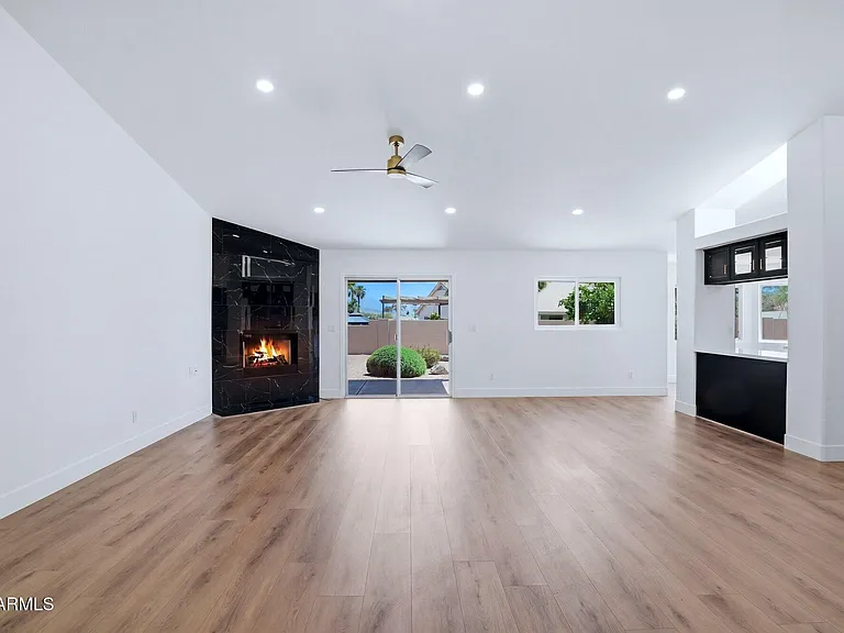 15005 N Rica Vida Way — Photo 4
