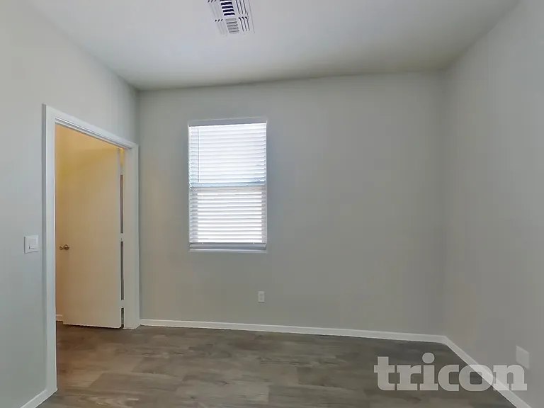 7310 W Saint Charles Ave — Photo 9