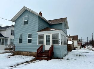 402 W 14th Ave, Oshkosh, WI