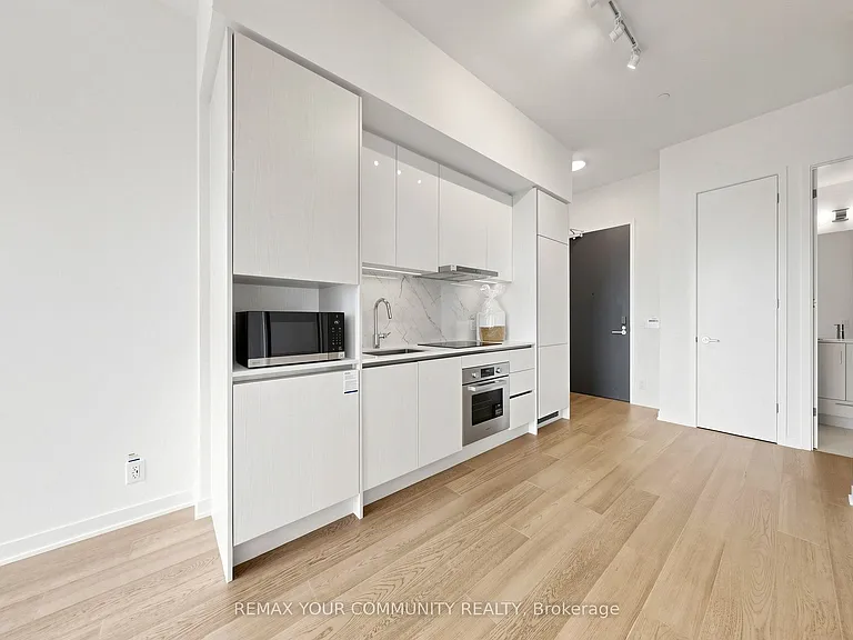 180 Front St E #Penthouse 05 — Photo 12