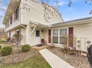 10446 Independence Dr #20D, North Royalton, OH 44133