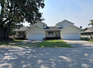 102 W 2nd St, Everson, WA
