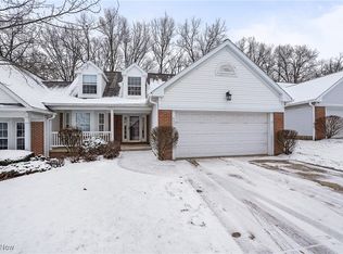 437 E Reserve Dr, Cuyahoga Falls, OH 44223