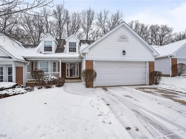 437 E Reserve Dr, Cuyahoga Falls, OH 44223