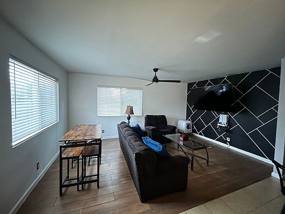 3rd image of 2840 39th St APT 10