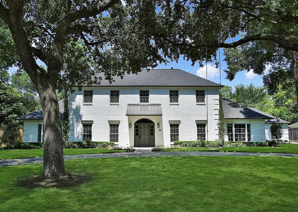 1st image of 811 Creek Wood Way