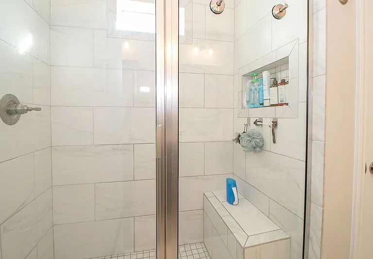 220 King Rd — Photo 10