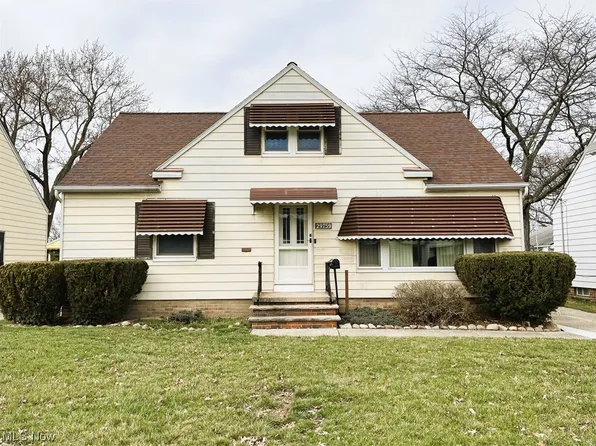 29759 Robert St, Wickliffe, OH 44092