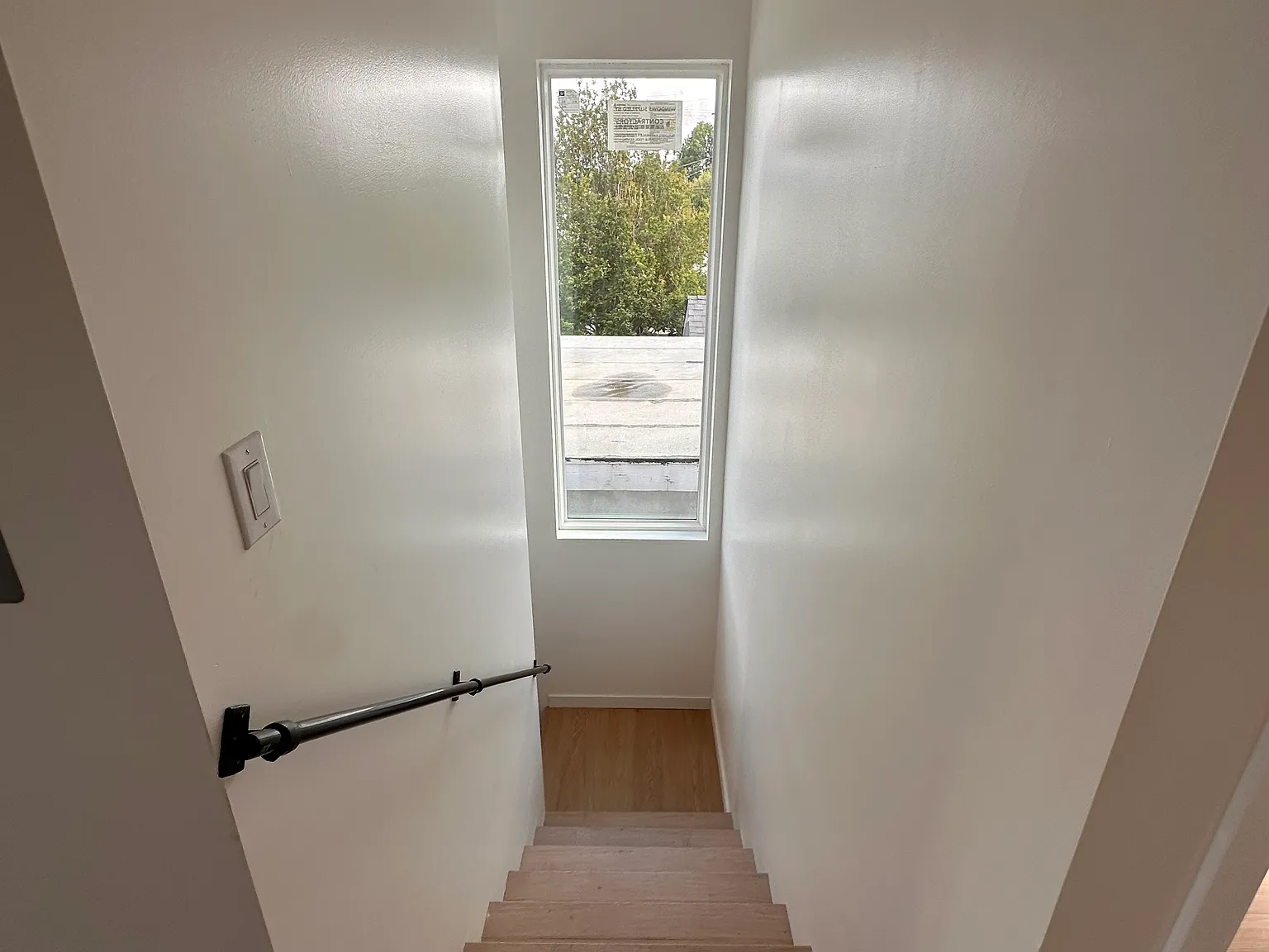 3 bed, 2.5 bath, 1260 sqft, $3,999 — Photo 4