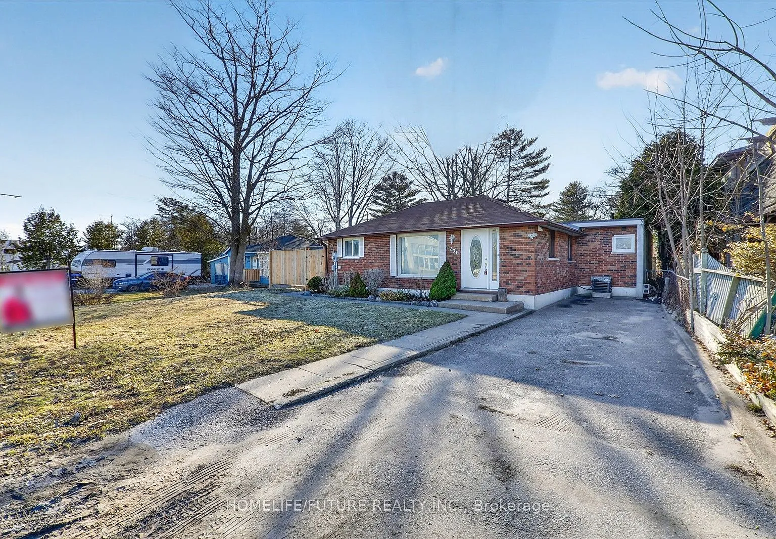 4 bed, $3,000 — Photo 2