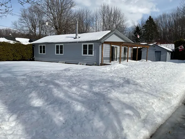 21052 Birch Ave, South Glengarry, ON K0C 1N0