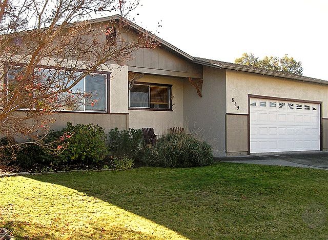1st image of 885 Pomo Dr