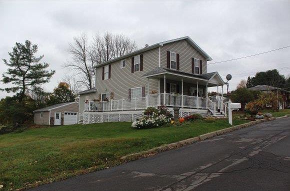 1st image of 808 Elliott St