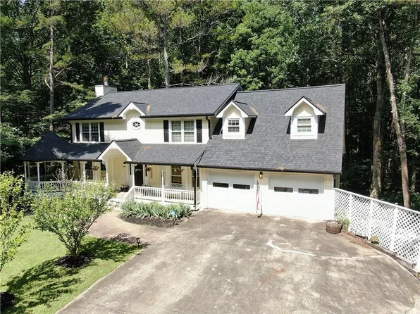 3155 Laura Ln, Douglasville, GA 30135