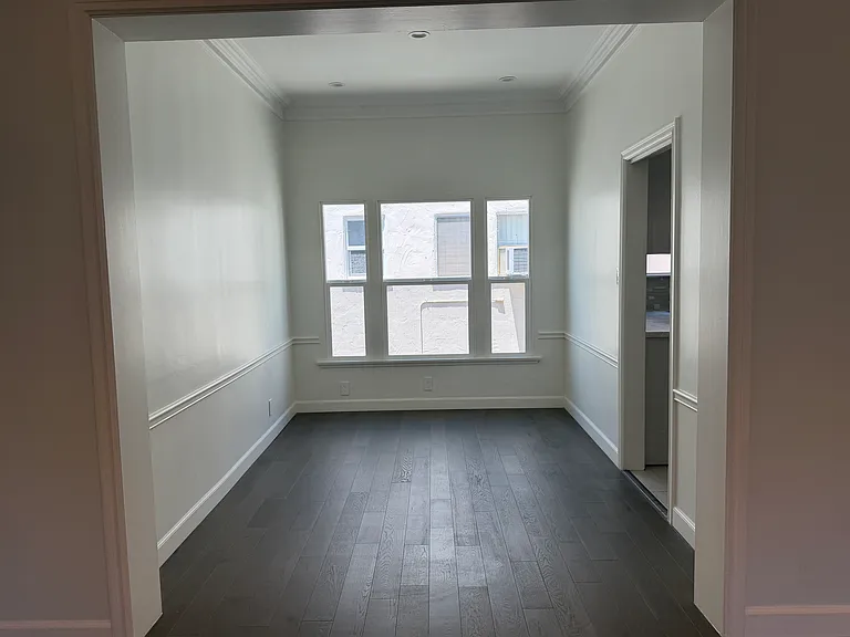 163 N La Peer Dr #C — Photo 8