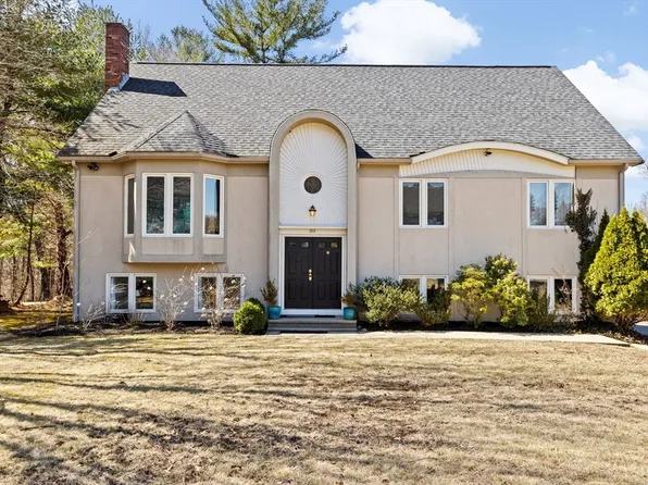 89 Lucas Dr, Stoughton, MA 02072