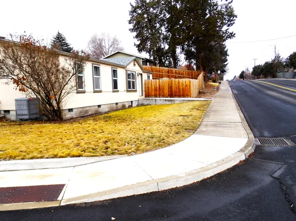 1907 SW 20th St, Redmond, OR 97756