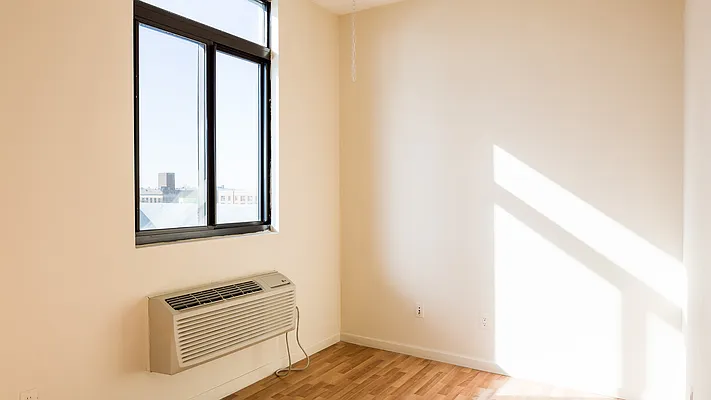 Rented by Nooklyn NYC LLC | media 13