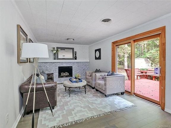 4th image of 2131 Olympic Ct