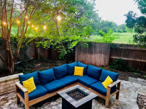 1317 Braided Rope Dr, Austin, TX 78727
