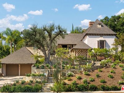 Dalehurst Ave, Los Angeles, CA, 90024