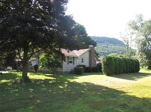 2nd image of 12 David Richardson Cir