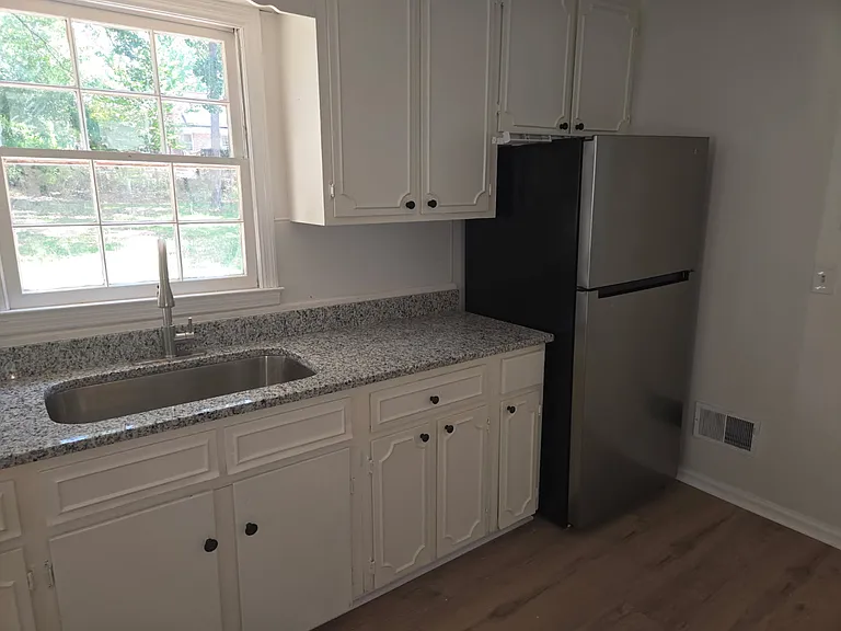 436 N Royal Tower Dr — Photo 7