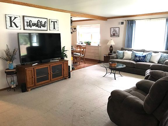 2nd image of 366 Delano Ave