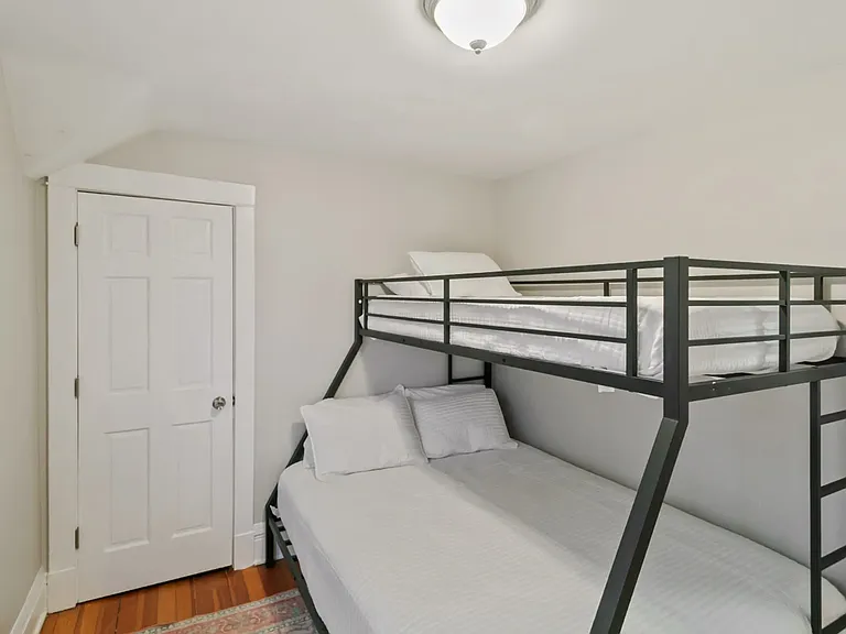 225 W Park Ave #1 — Photo 32
