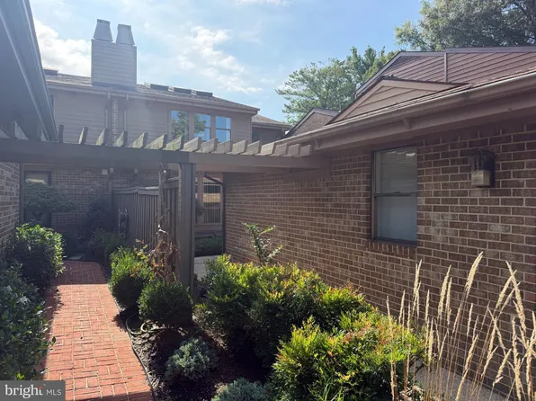 5251 Strathmore Ave, Kensington, MD 20895