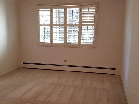 Nice large bright bedroom